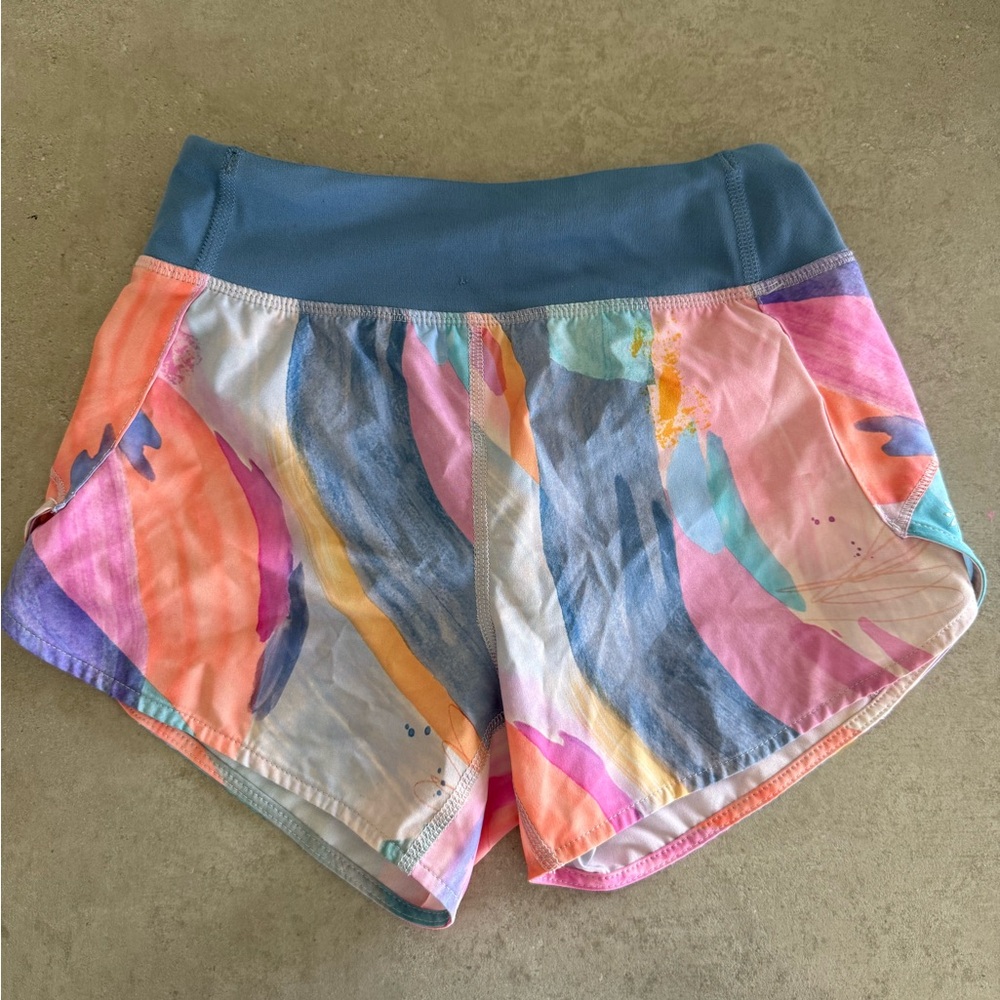 Girl’s Athleta shorts